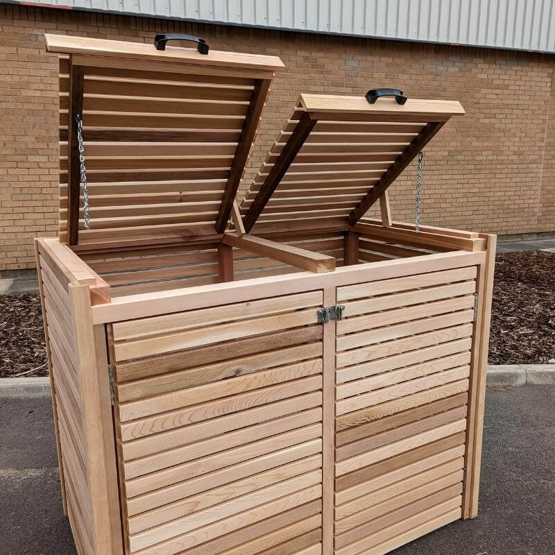 The Cedar Bin Stores have an option for lid stays.