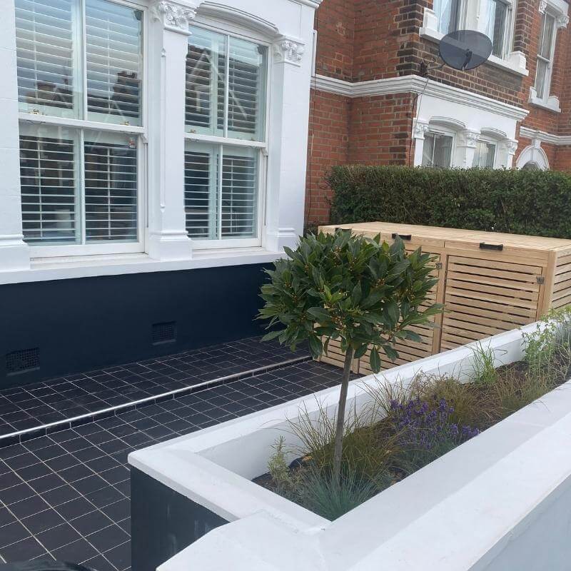 The bin store has three roof hatches allowing easy access.